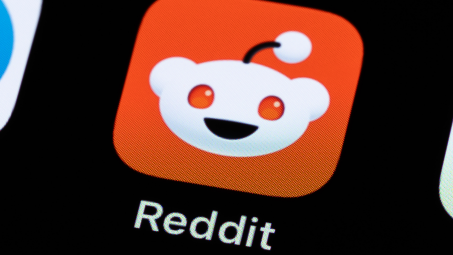 Reddit logo on a smartphone